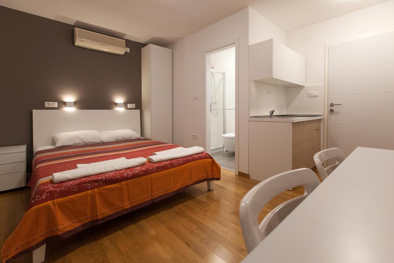 Apartments Gajdasic ツリクヴェニツァ エクステリア 写真
